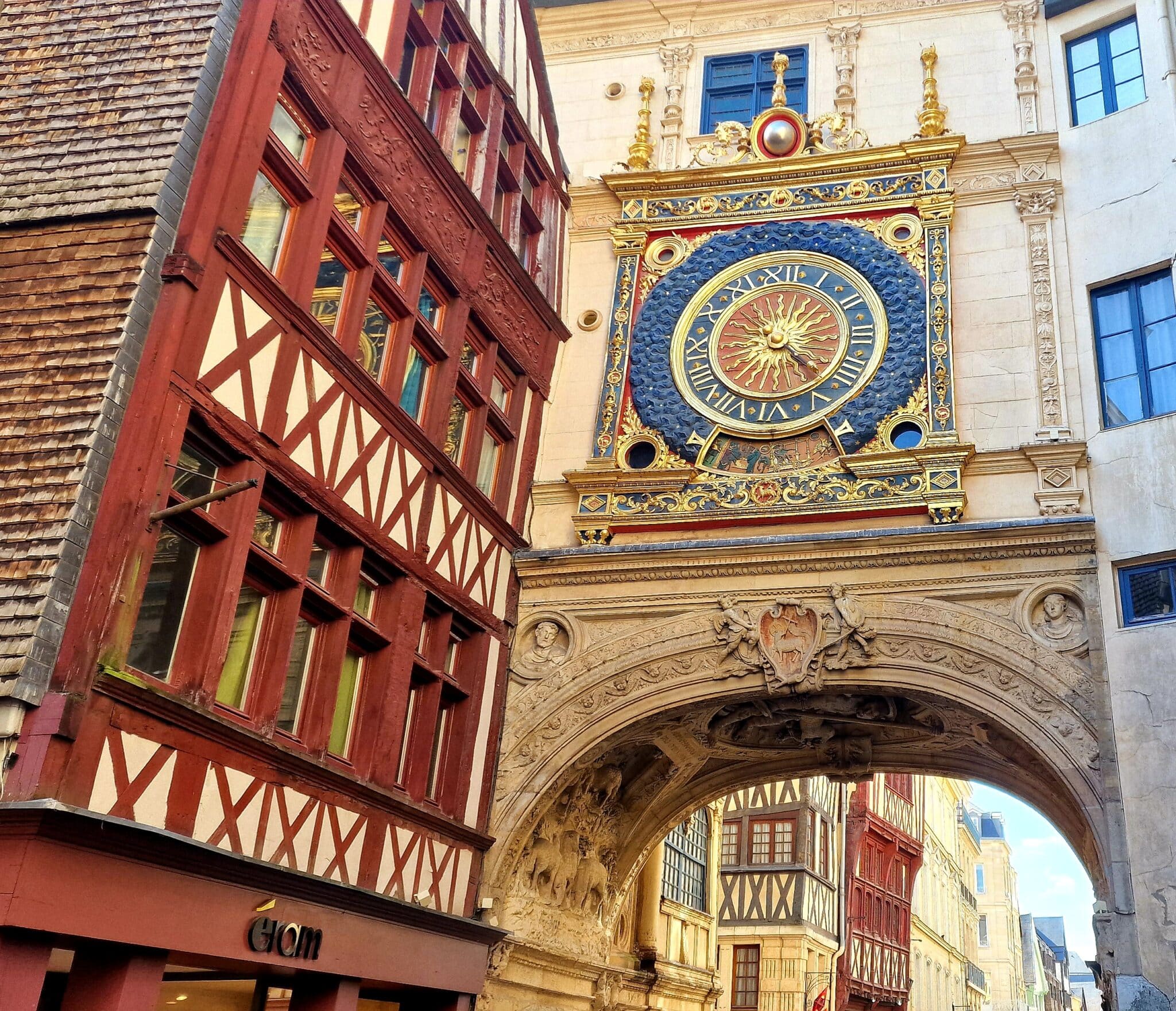 Le Gros Horloge De Rouen L horloge Historique Qui A Inspir Big Ben