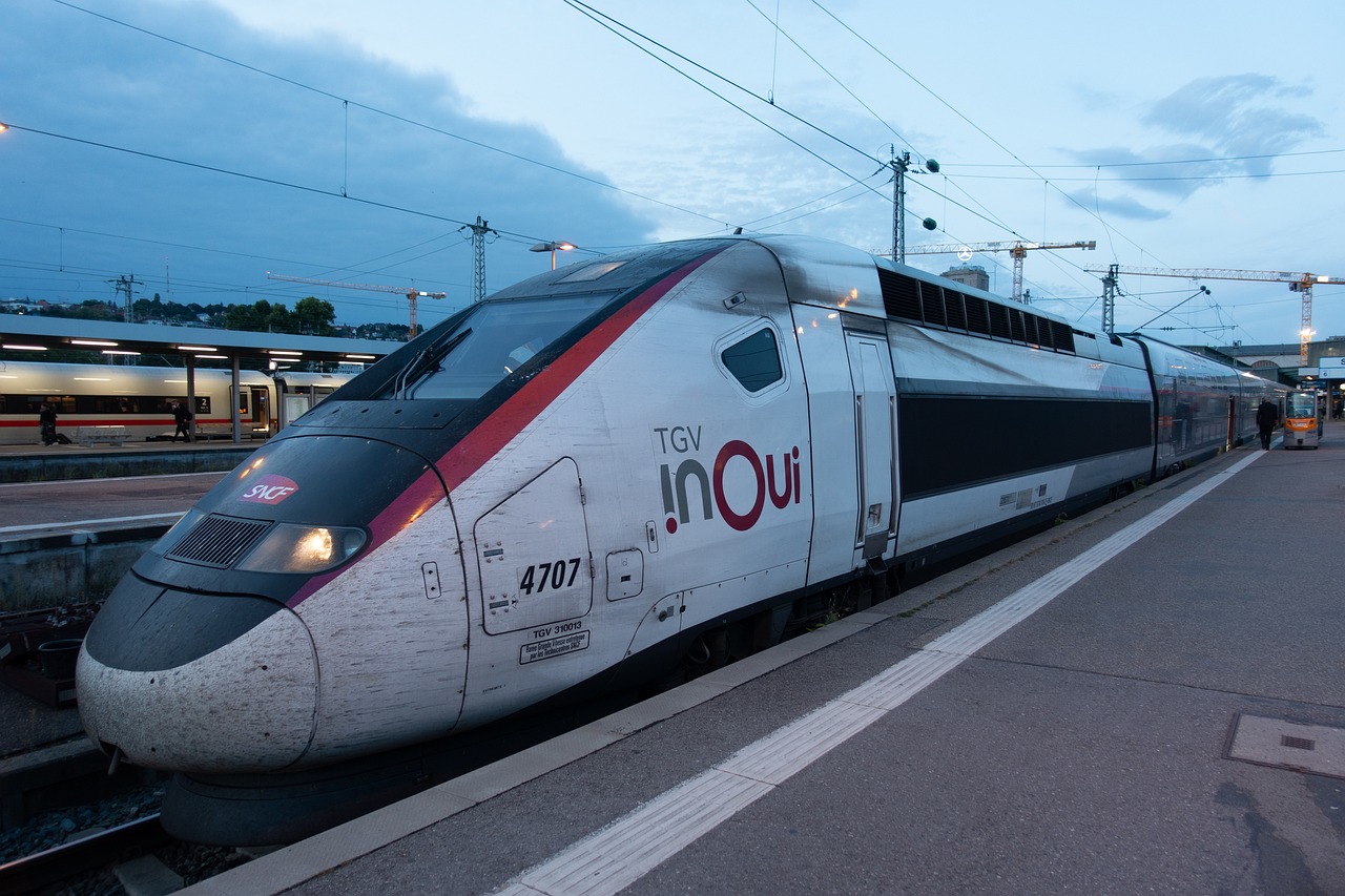 A Rouen, un centre de maintenance TGV unique en France