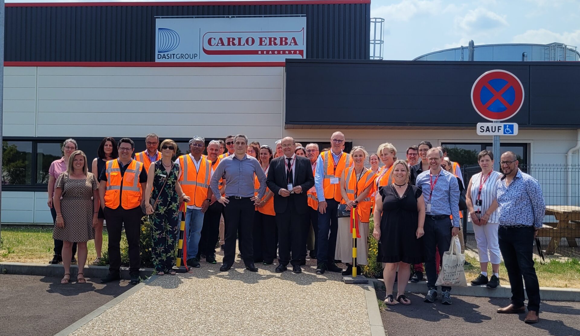 Carlo Erba inaugure son centre logistique à Heudebouville - Crédit photo : www.agglo-seine-eure.fr