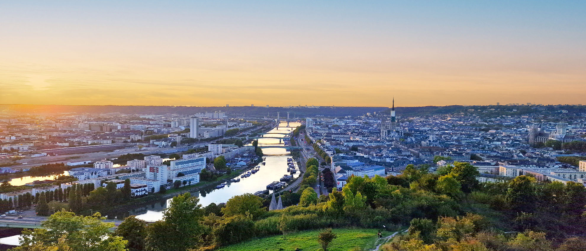 Rouen vue de la côte Sainte-Catherine ©RNI