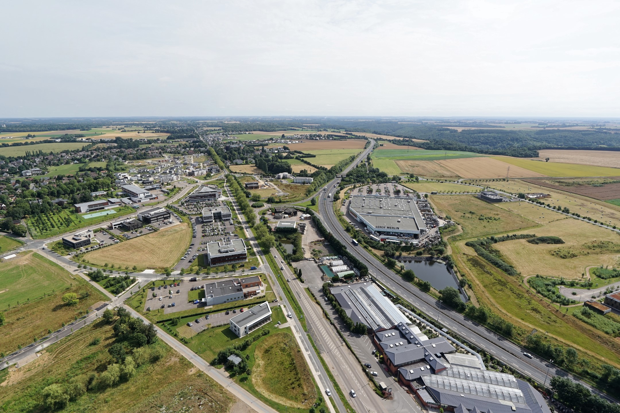 Le Parc Tertiaire de la Ronce au Nord de Rouen ©Activolus