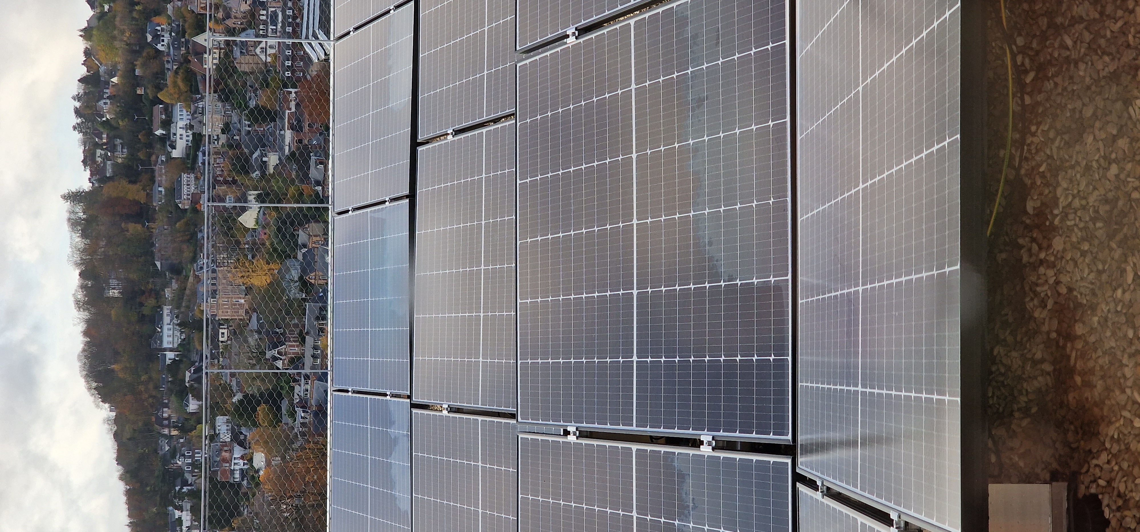 Les panneaux solaires permettront de répondre à une partie de la consommation électrique des bâtiments