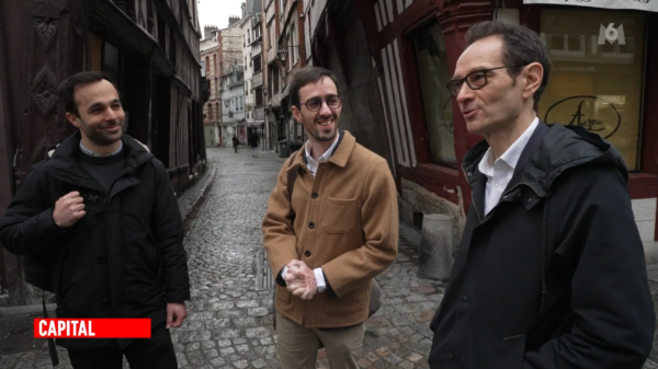 Benoit FABRE, Olivier HOWAIZI, Alexis BARBAY de l'entreprise PAPERNEST en visite à Rouen ©M6 - Emission Capital