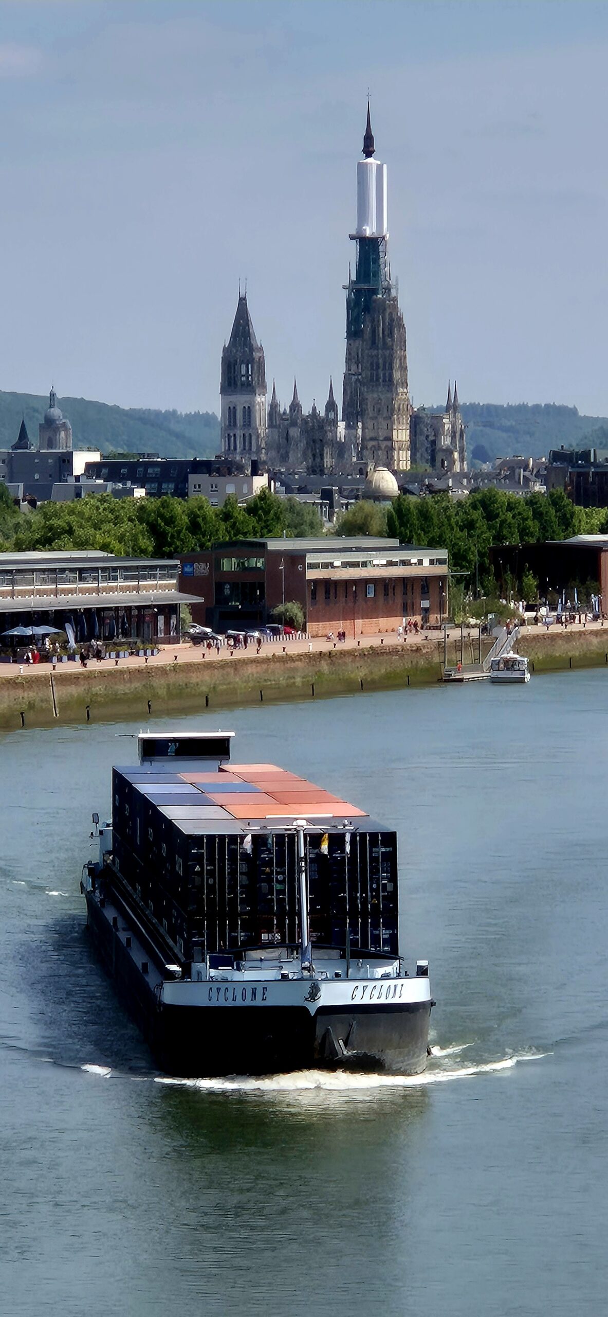 A Rouen, près de 3 000 escales maritimes et 6 000 escales fluviales ©RNI