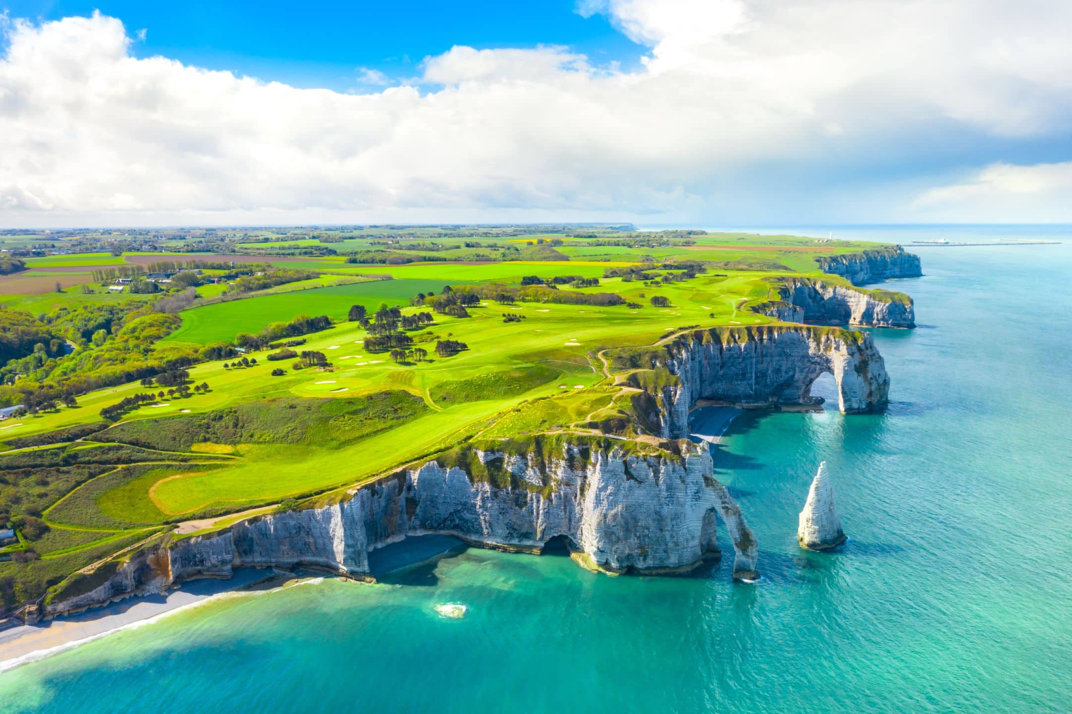 Etretat et Côte-dAlbatre ©Aleh Varanishcha  AdobeStock