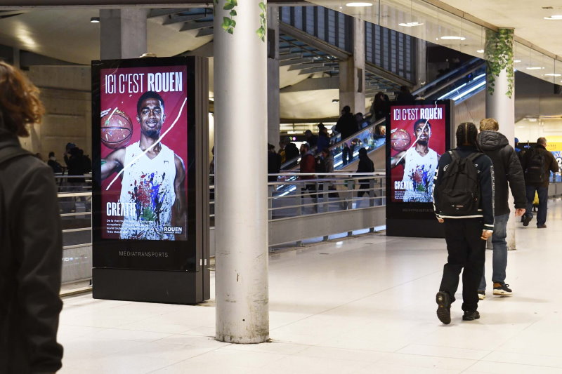 La campagne de communication ICI C'EST ROUEN dans les grandes gares Parisienne en décembre 2025 - Crédit photo : MEDIATRANSPORTS
