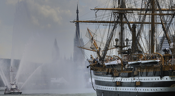 Armada 2013 : Les plus beaux navires du monde arrivent à Rouen !