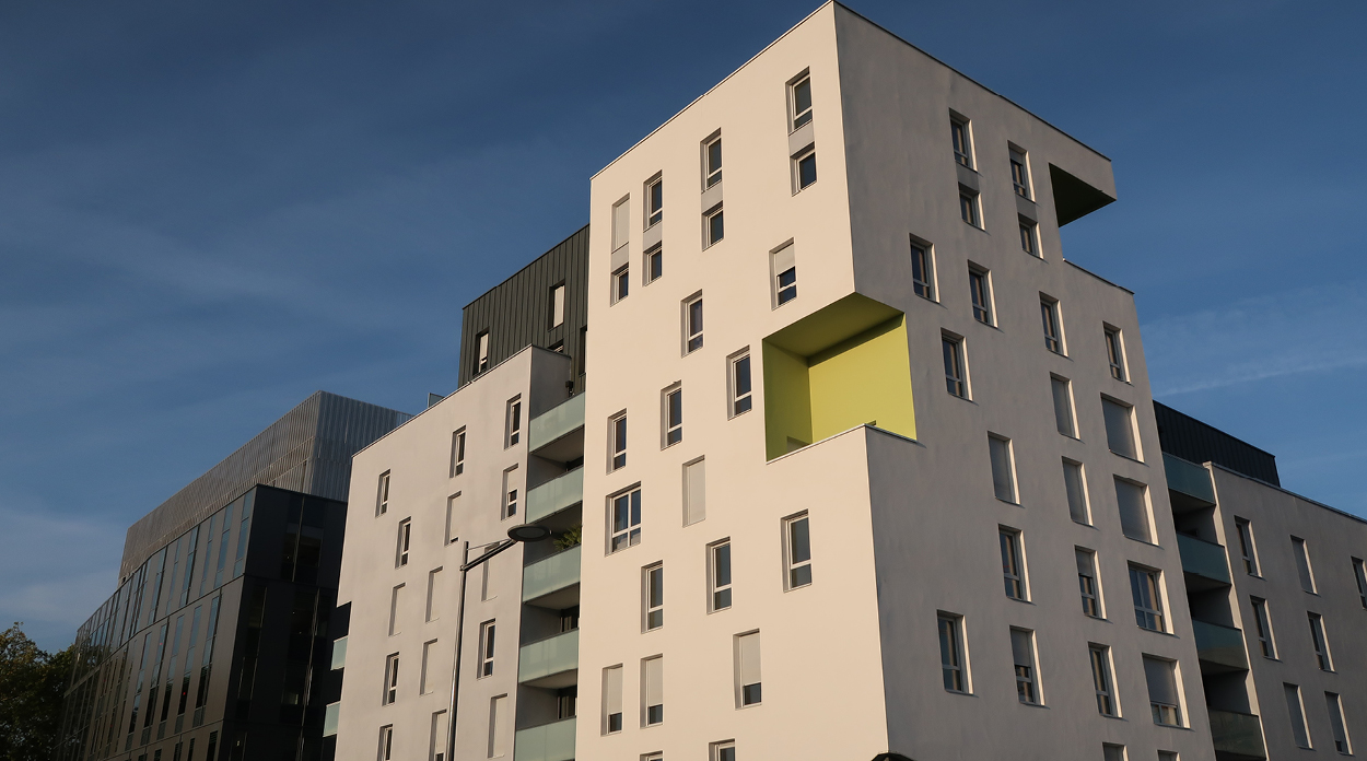 Eco quartier luciline rouen location