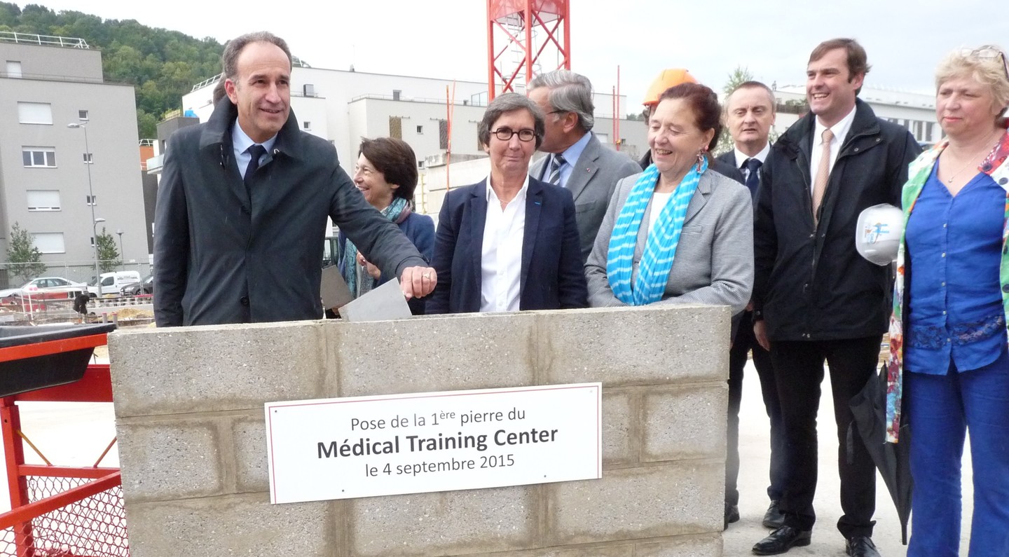 Rouen Innovation Santé : 1ère pierre du Medical Training Center